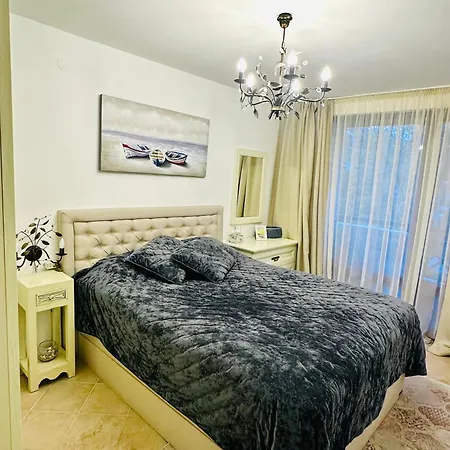 Seaside Oasis Apartmán *